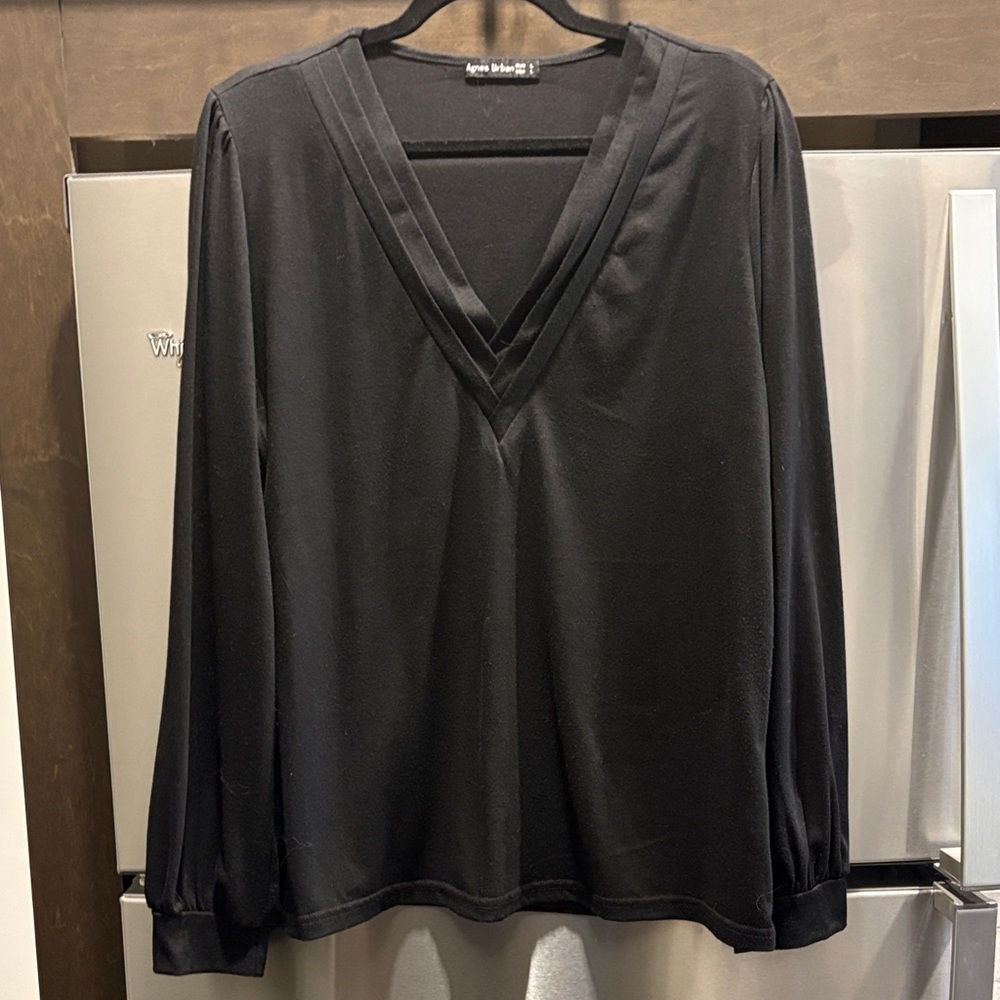 Agnes Urban Black V-Neck tunic top size Large